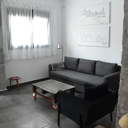 Industrial Flat * Seville